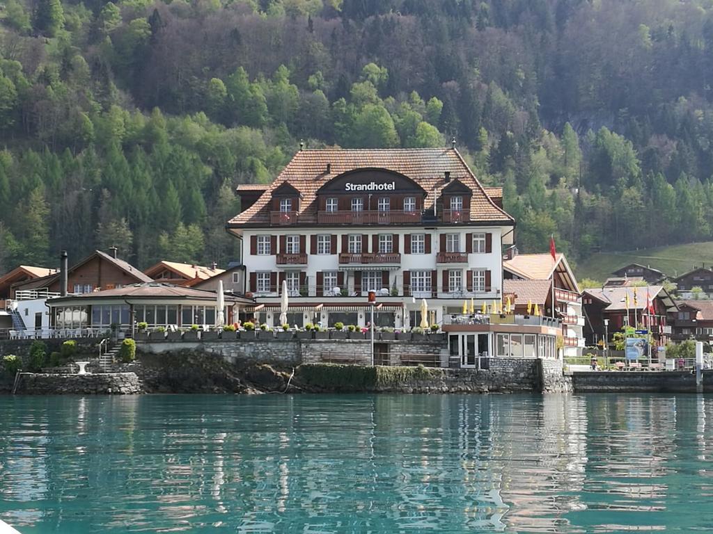 Hotel Strandhotel Iseltwald Exterior photo